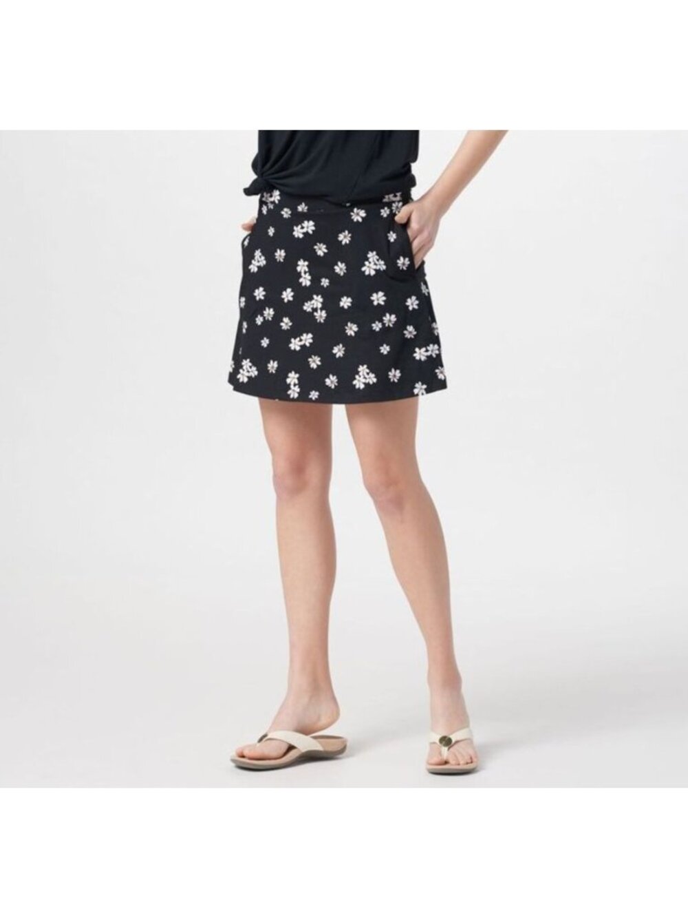 Cuddl Duds Women Skort sz XL Pockets Flexwear Black Daisy A393171